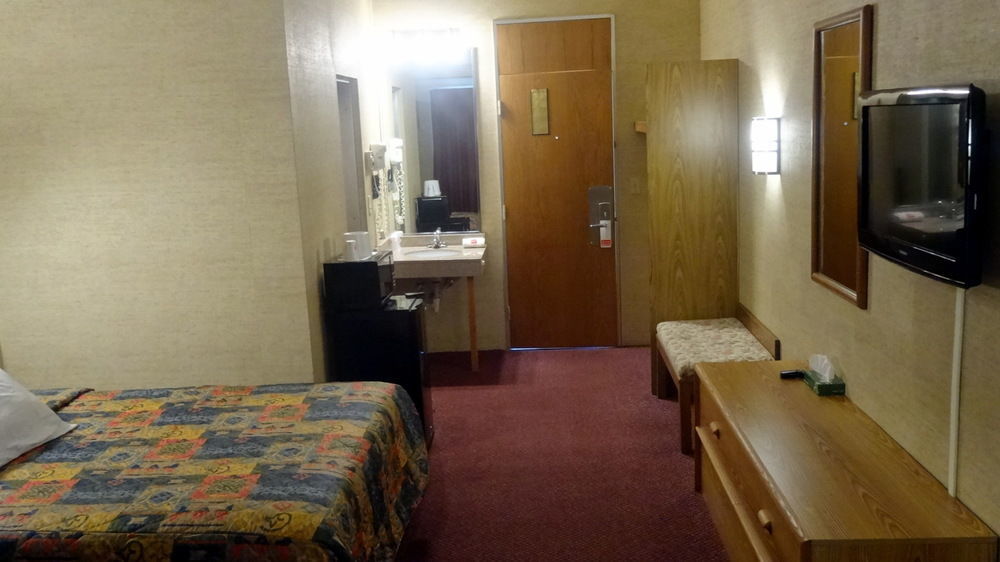 Red Carpet Inn Syracuse Airport North Syracuse Exteriör bild