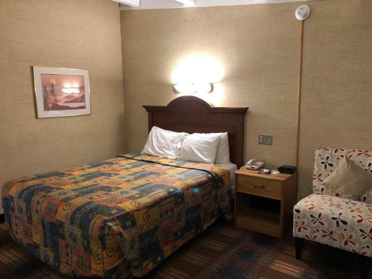 Red Carpet Inn Syracuse Airport North Syracuse Exteriör bild