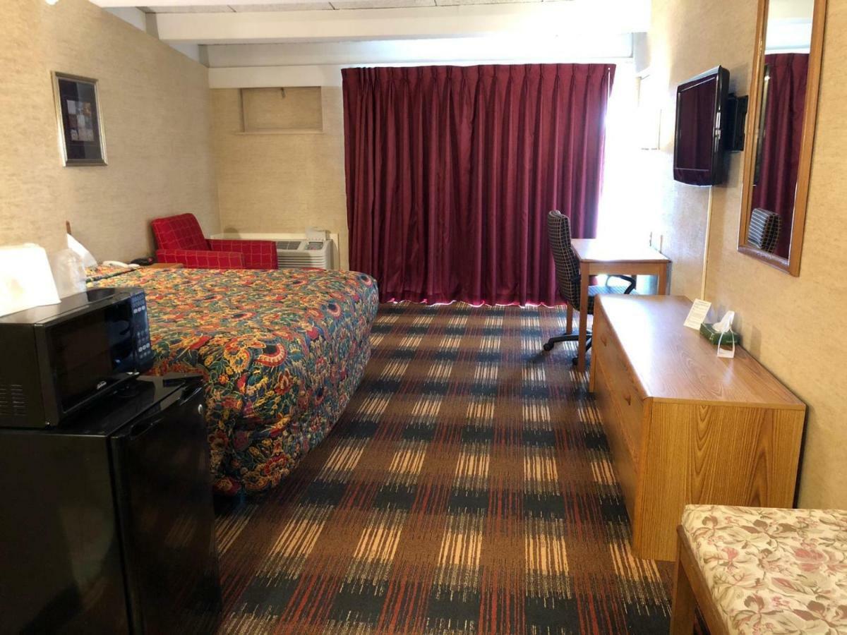 Red Carpet Inn Syracuse Airport North Syracuse Exteriör bild